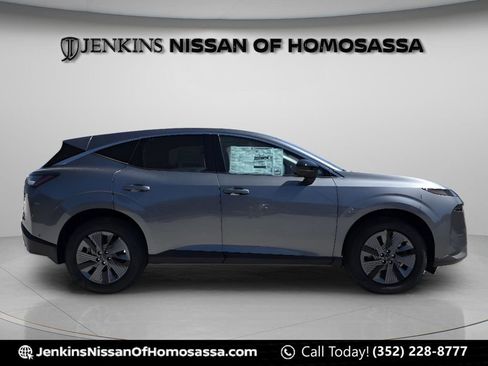 New 2025 Nissan Murano SL image 2