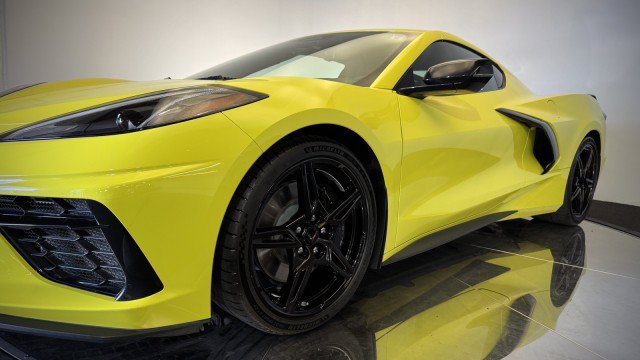 Used 2024 Chevrolet Corvette Stingray Premium Cpe w/ Z51 Performance Package RWD image 22