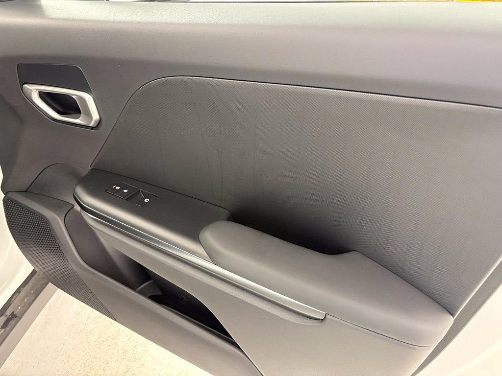 New 2026 Kia K4 FWD image 41