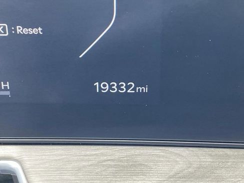 Certified 2024 Kia Sorento SX Prestige image 6