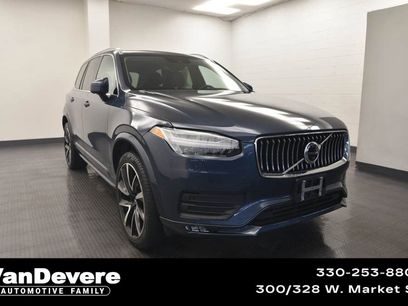 Used 2022 Volvo XC90 T6 Momentum w/ Advanced Package