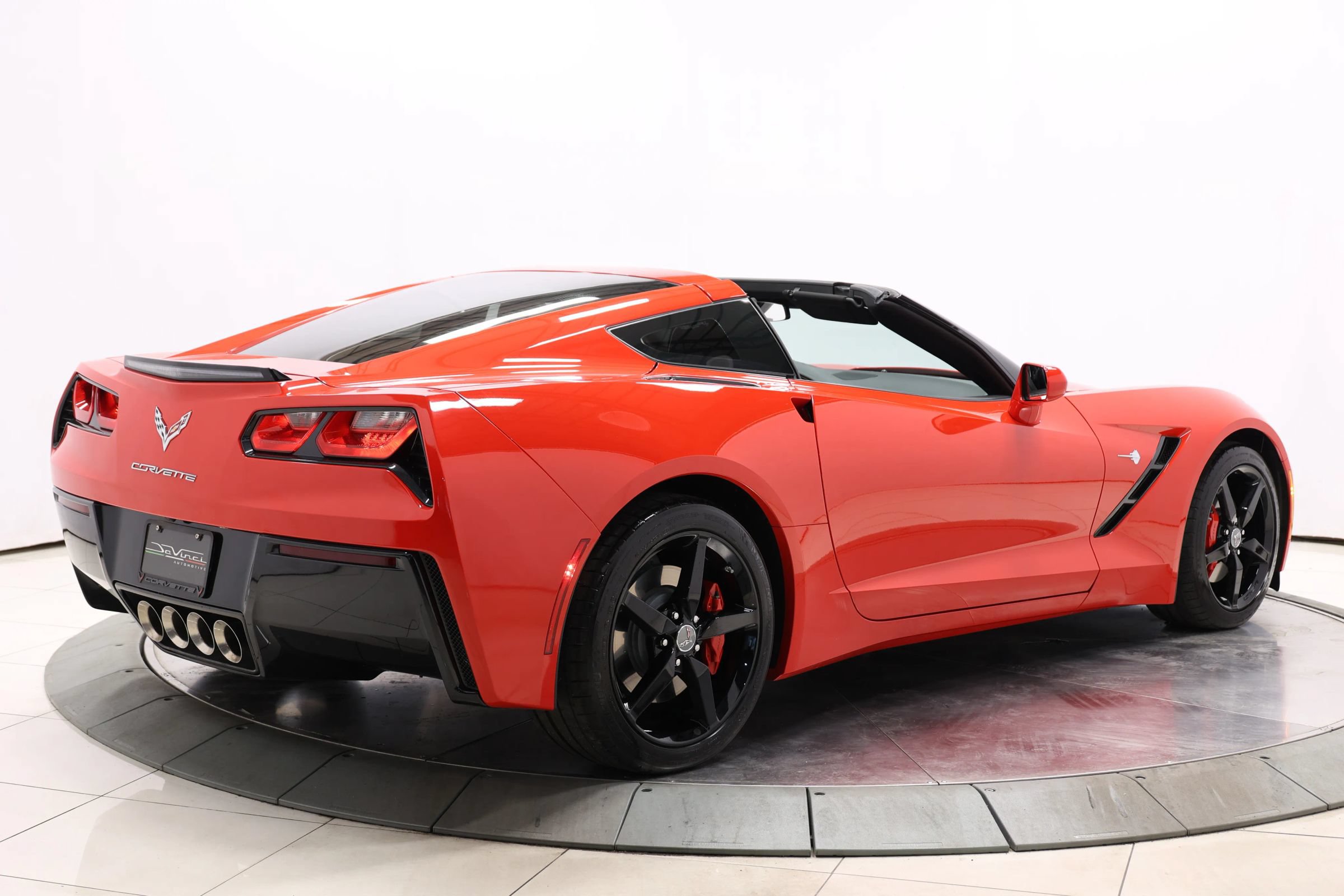 Used 2014 Chevrolet Corvette Stingray Coupe w/ Battery Protection Package RWD image 4