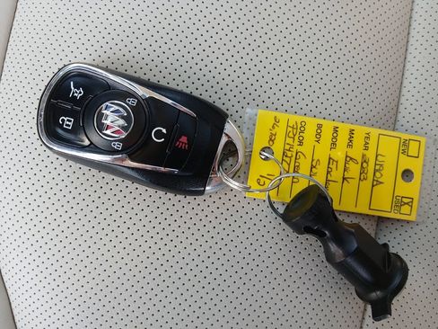 Used 2023 Buick Enclave Essence w/ Experience Buick Package AWD/4WD image 30