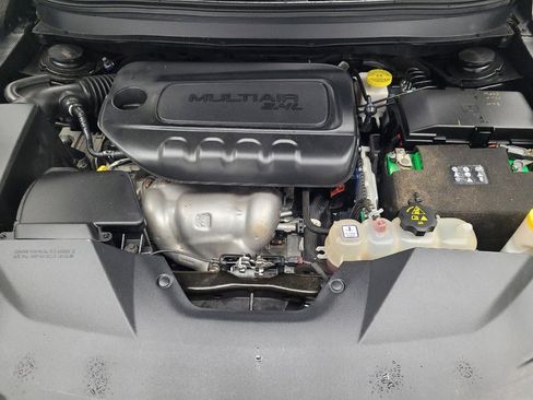Used 2020 Jeep Cherokee Latitude FWD image 30