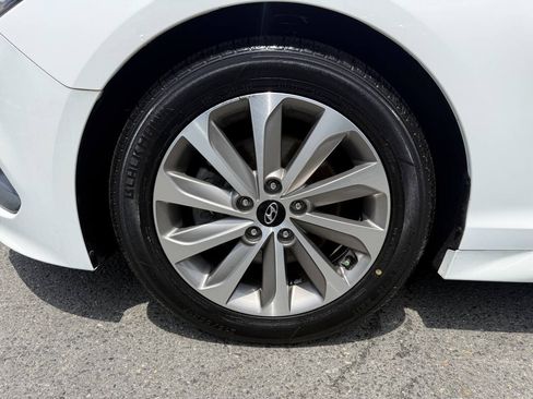 Used 2015 Hyundai Sonata Sport FWD image 23