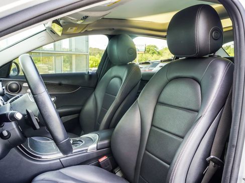 Used 2020 Mercedes-Benz C 300 Sedan image 36