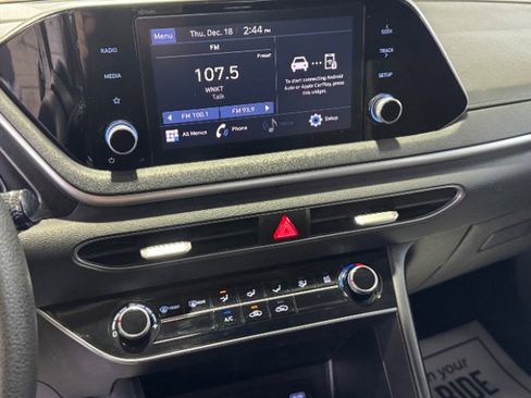 Used 2022 Hyundai Sonata SE image 13