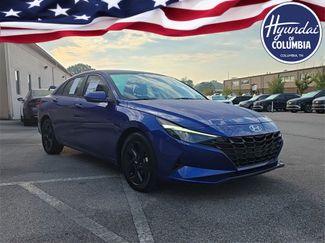 Used 2023 Hyundai Elantra SEL w/ Cargo Package image 1