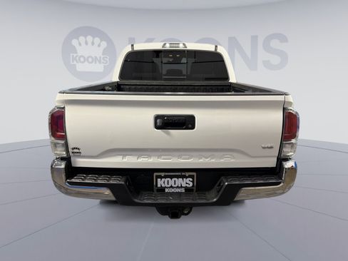 Used 2022 Toyota Tacoma TRD Off-Road image 15