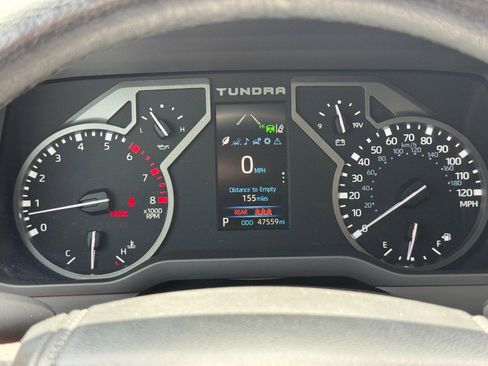 Used 2022 Toyota Tundra SR5 w/ SR5 Premium Package image 19