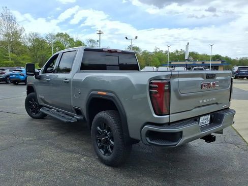 New 2026 GMC Sierra 2500 AT4 w/ Technology Package AWD/4WD image 10