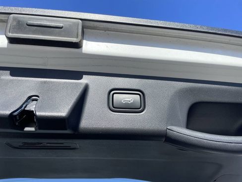 Used 2022 Hyundai Tucson Limited AWD/4WD image 40