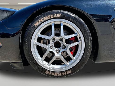 Used 2002 Chevrolet Corvette Z06 w/ Memory Pkg RWD image 32