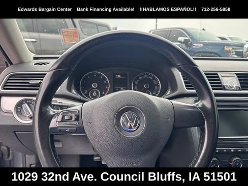 Used 2015 Volkswagen Passat 1.8T S FWD image 18