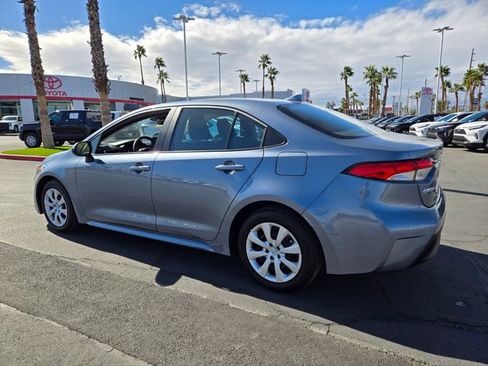 Certified 2025 Toyota Corolla LE image 5
