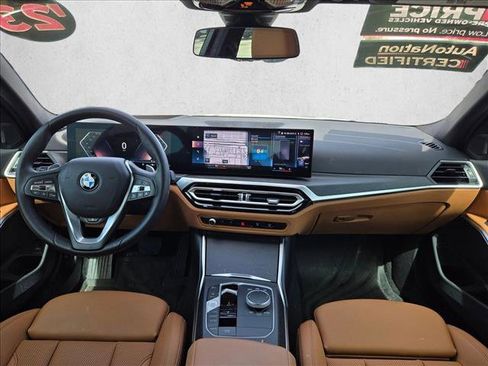 Used 2023 BMW 330i Sedan w/ Premium Package image 17