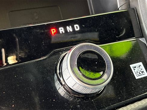 New 2025 Jeep Grand Cherokee Altitude image 21