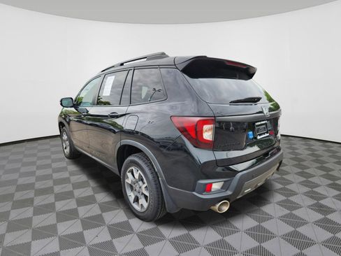 Certified 2023 Honda Passport TrailSport image 3