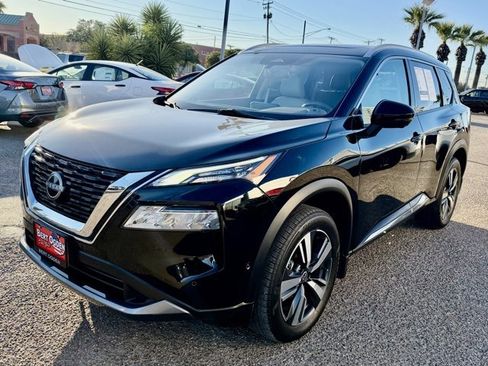 Certified 2023 Nissan Rogue SL w/ SL Premium Package image 3