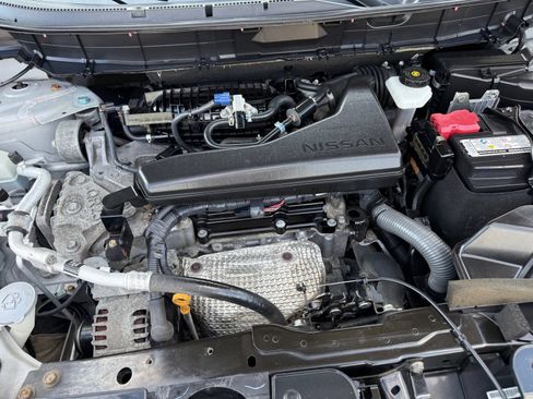 Used 2020 Nissan Rogue S AWD/4WD image 35