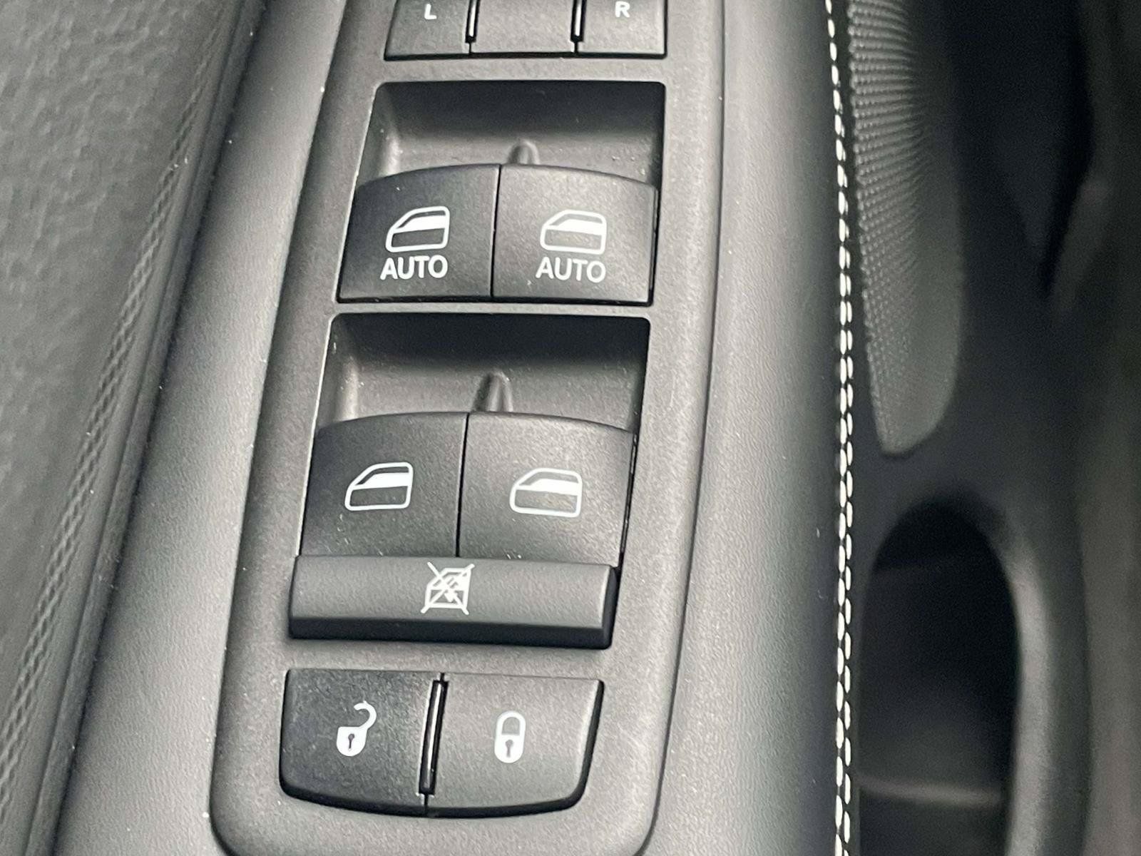 Used 2024 Dodge Durango SRT AWD/4WD image 34