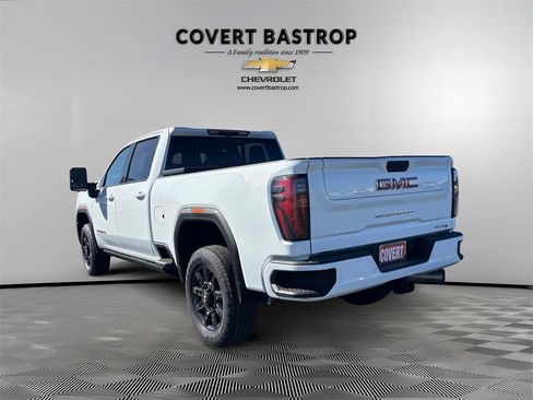 Certified 2025 GMC Sierra 2500 AT4 w/ AT4 Premium Plus Package image 5