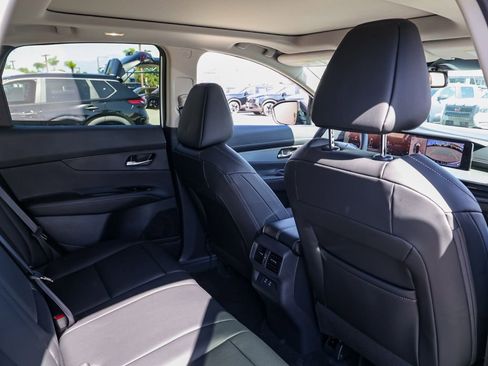 New 2026 Nissan Murano SL image 17