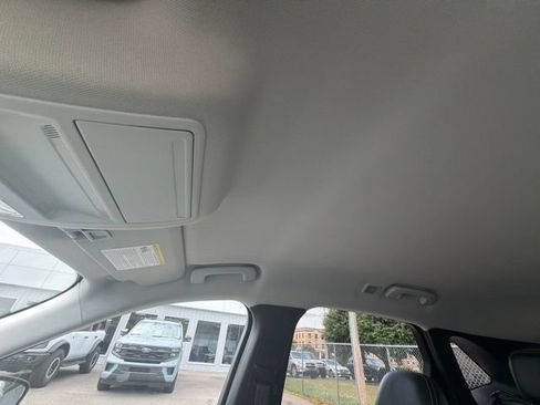 Used 2023 Ford Escape Platinum AWD/4WD image 14