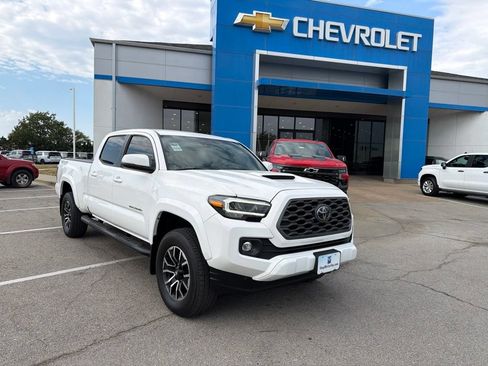 Used 2023 Toyota Tacoma TRD Sport AWD/4WD image 1