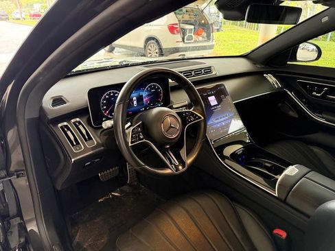 Used 2023 Mercedes-Benz S 500 4MATIC w/ AMG Line image 6