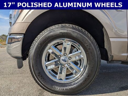 Used 2023 Ford F150 XLT image 5