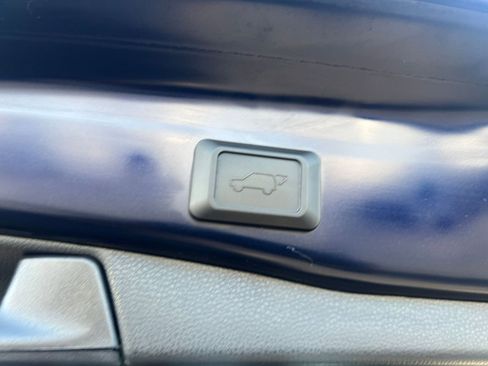 Used 2025 Toyota RAV4 XLE image 23