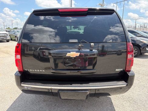 Used 2010 Chevrolet Suburban LTZ AWD/4WD image 6