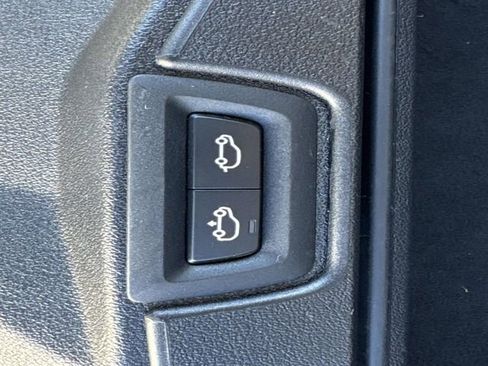 Used 2023 BMW X7 xDrive40i image 15