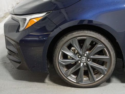 Used 2024 Toyota Corolla XSE FWD image 5