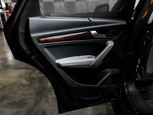 Used 2018 Audi Q5 Prestige image 55