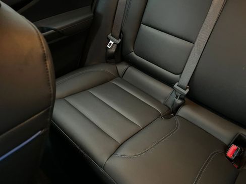 Used 2025 Buick Envista Sport Touring image 40