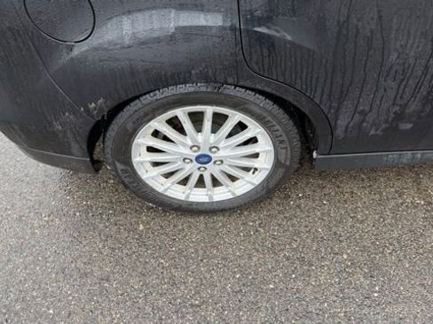 Used 2013 Ford C-MAX SEL image 8