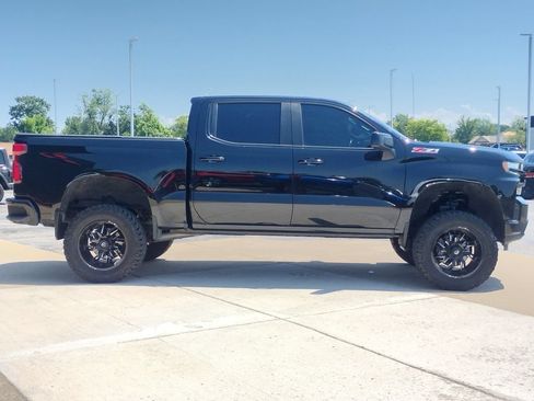 Used 2021 Chevrolet Silverado 1500 RST AWD/4WD image 4