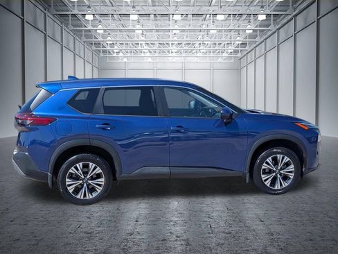 Used 2023 Nissan Rogue SV AWD/4WD image 2
