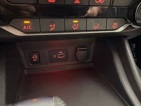 Used 2024 Nissan Sentra S FWD image 41