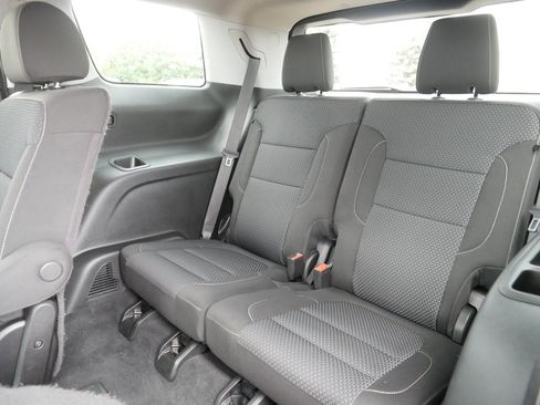 Used 2022 GMC Acadia SLE w/ Driver Convenience Package AWD/4WD image 36