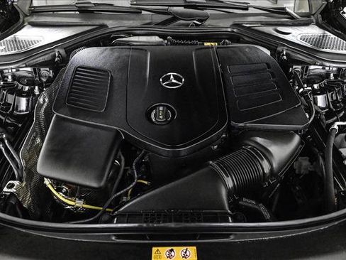 Certified 2025 Mercedes-Benz E 350 4MATIC Sedan image 25