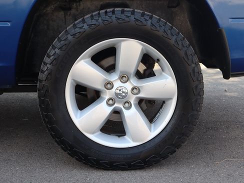 Used 2016 RAM 1500 Express w/ Popular Equipment Group AWD/4WD image 39