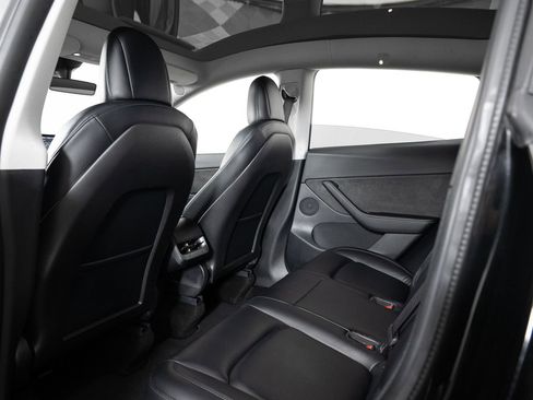 Used 2021 Tesla Model Y Performance image 20