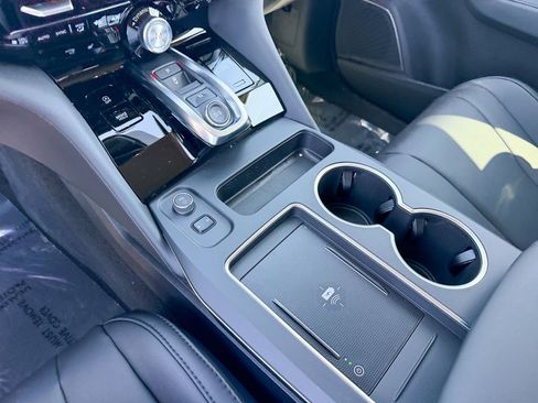 New 2026 Acura MDX SH-AWD image 21