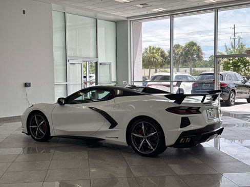 Used 2023 Chevrolet Corvette Stingray Premium Conv w/ Z51 Performance Package RWD image 24
