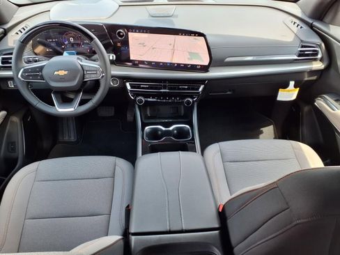 New 2026 Chevrolet Traverse LT w/ Enhanced Driving Package image 8