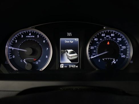 Used 2016 Toyota Camry LE FWD image 23