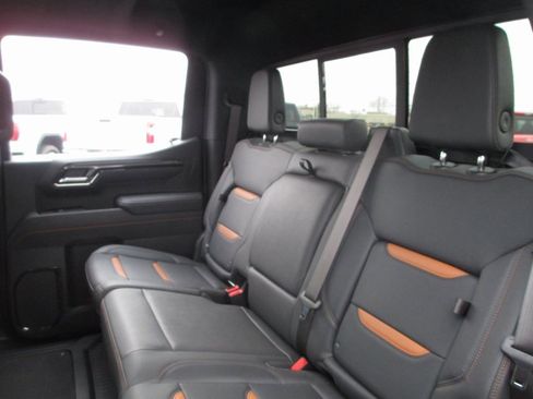 Certified 2025 GMC Sierra 1500 AT4 w/ AT4 Premium Package image 21